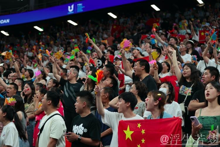 中国女篮再度夺冠 大运会高歌庆祖国 中国女篮再度夺冠 大运会高歌庆祖国