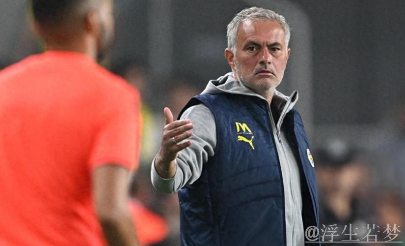 86分钟遭绝平!穆里尼奥幸运晋级:凭借多1个净胜球和最后1名进入附加赛 86分钟遭绝平!穆里尼奥幸运晋级:凭借多1个净胜球和最后1名进入附加赛